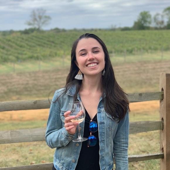 Meet your Posher, Megan - Picture 1 of 1